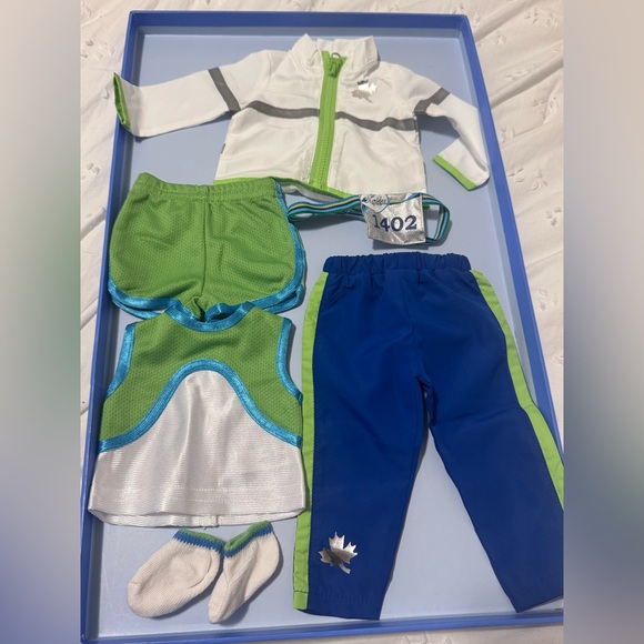 Maplelea Flash Dash 6 Piece Outfit - Picture 1 of 1